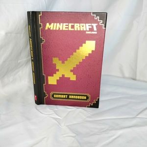 Minecraft MOJANG Combat Gaming Handbook, excellent condition